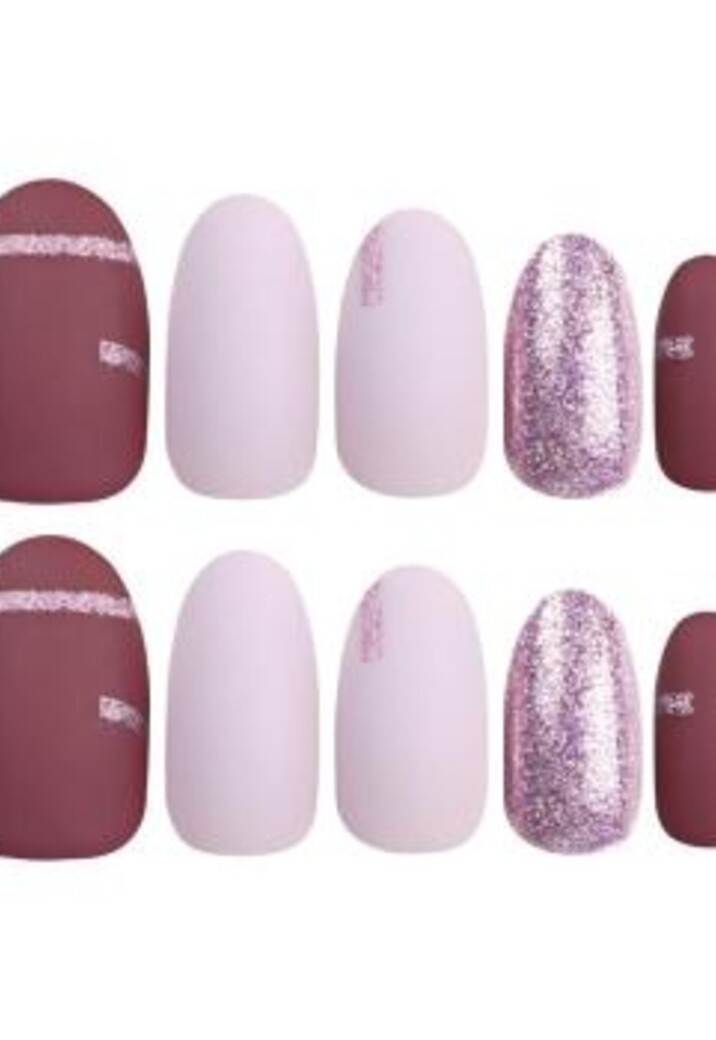 Roze Plaknagels met Glitter Details