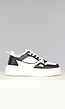 Lage Witte Sneakers met Zwarte Details