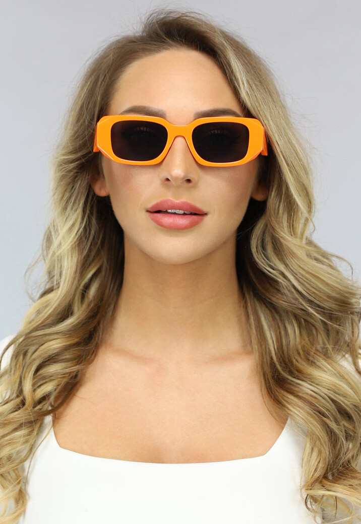 Oranje Zonnebril met Breed Montuur