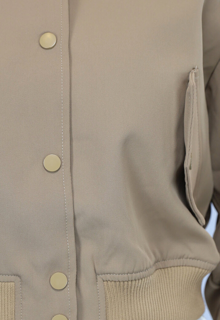 Cropped Bomber Jasje in Camel