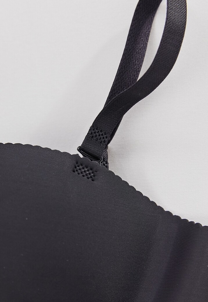 Naadloze Zwarte Maximizer BH met Afneembare Bandjes