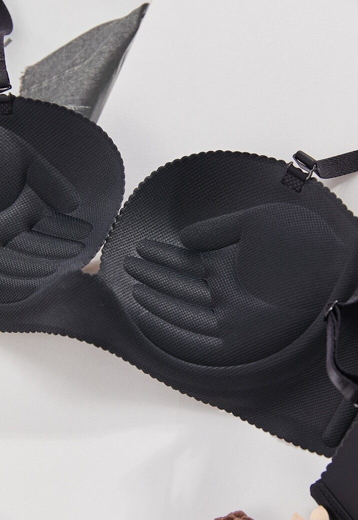 Naadloze Zwarte Maximizer BH met Afneembare Bandjes