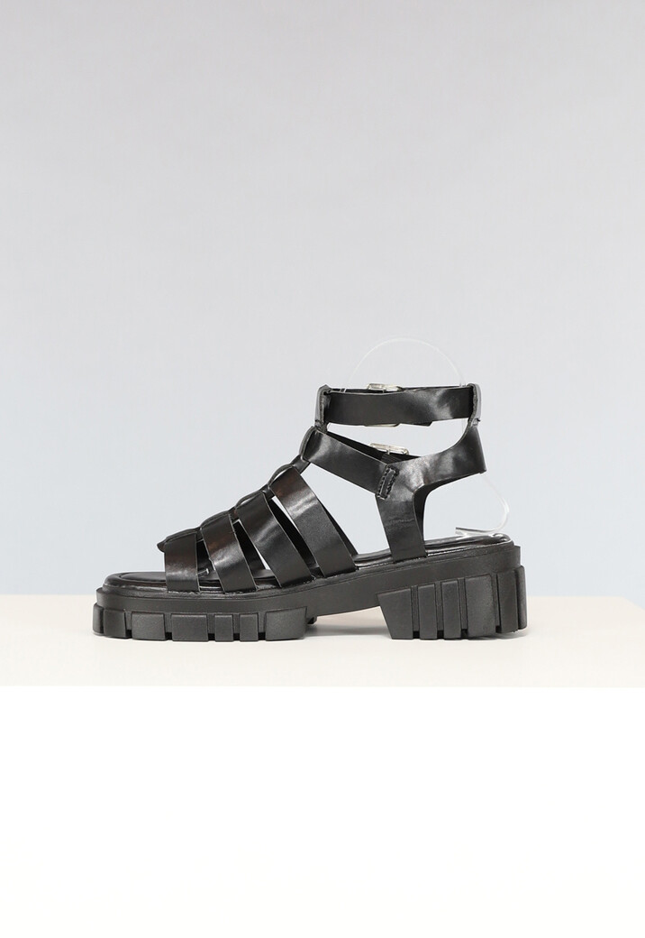 Zwarte Lederlook Sandalen met Grove Zool
