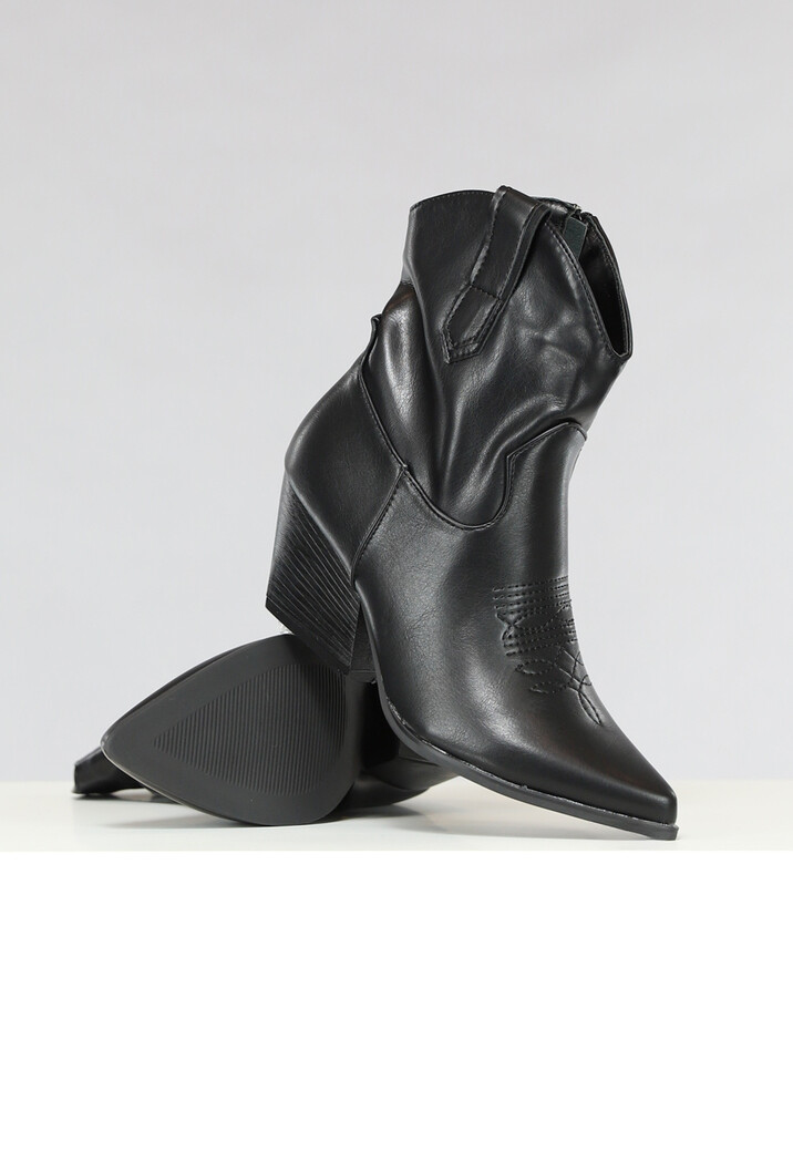 Korte Zwarte Lederlook Cowboylaarsjes