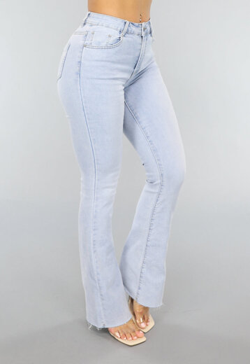 NEW0304 Lichtblauwe Flair Jeans met Bleach Vlekken