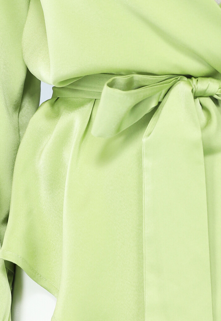 Groene Satijnen Overslag Blouse met Ceintuur