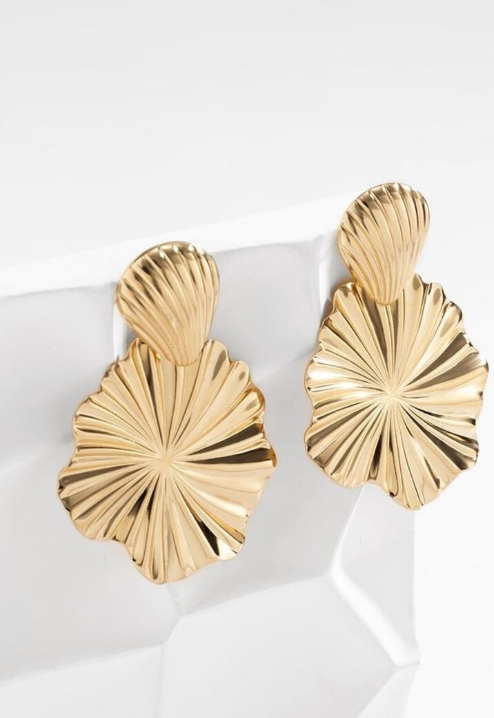 Gouden Oorbellen met Shell Look