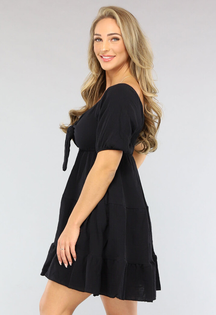 Zwart Mousseline Jurkje met Cutout