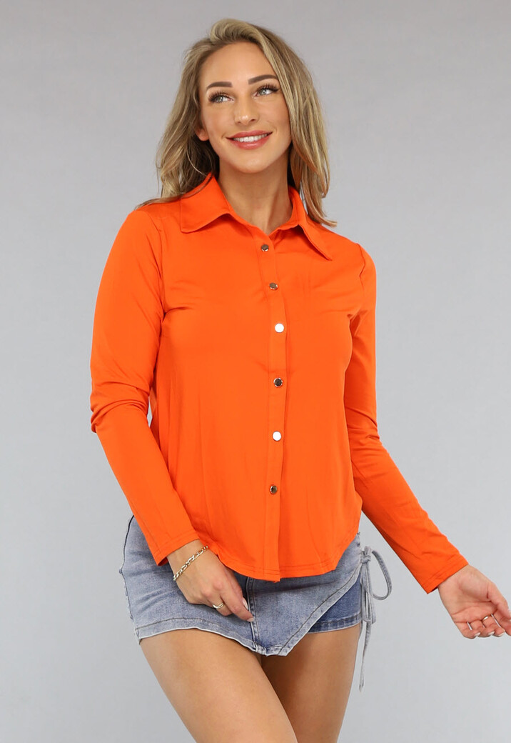 Oranje Blouse met Gouden Knopen