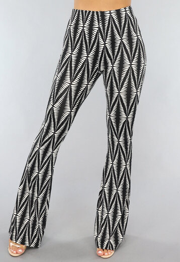 NEW1206 Elastische Flair Legging met Zwarte Print