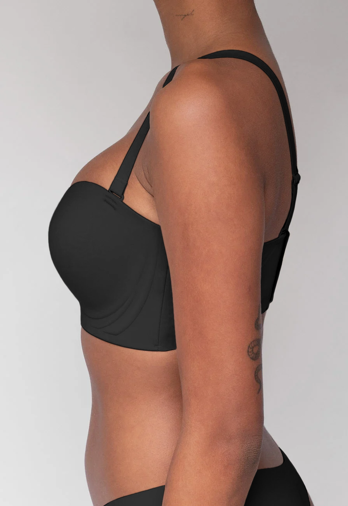 De Perfecte Strapless BH in Zwart
