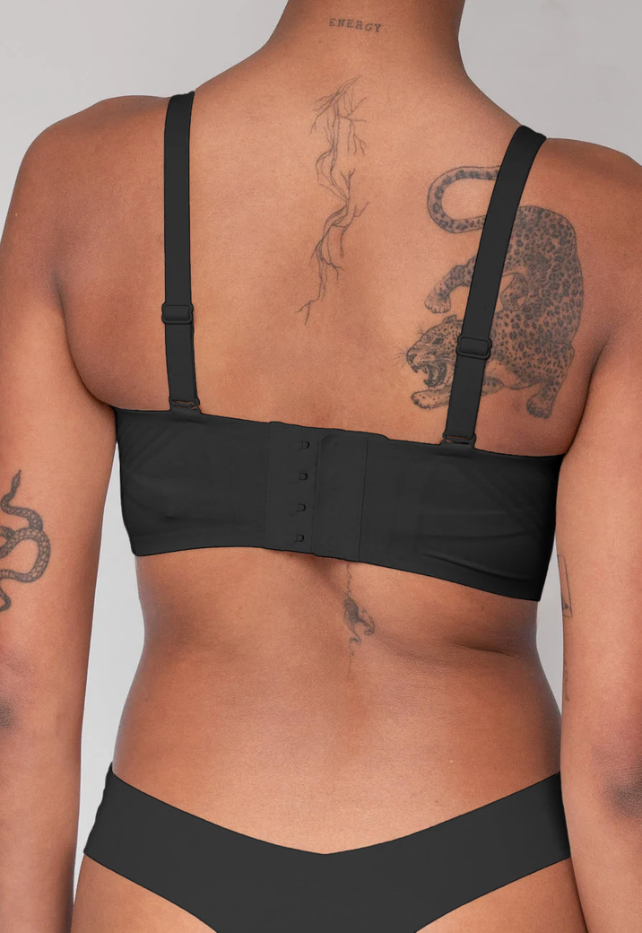 De Perfecte Strapless BH in Zwart