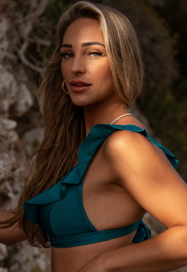 Shimmer Petrol Bikini Top met Ruffles