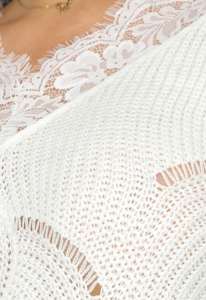 Crème Gebreide Trui met Kanten Detail