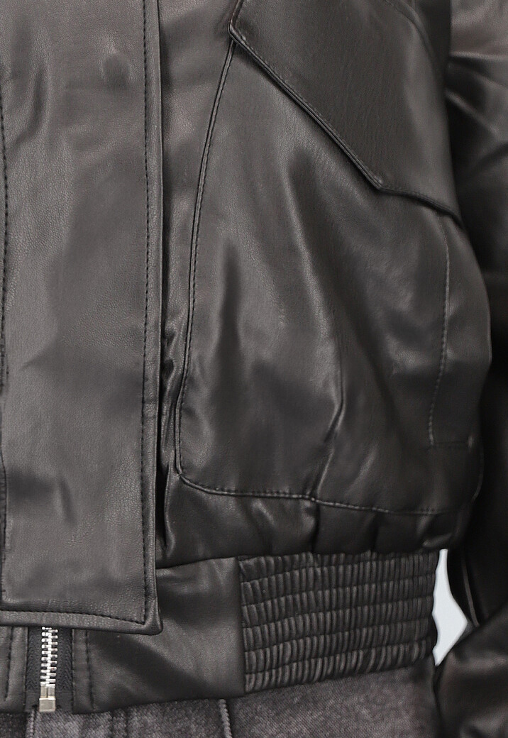 Zwart Oversized Lederlook Bomberjack