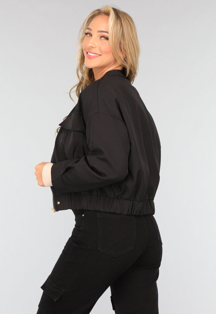 Zwart Bomberjasje met Zak