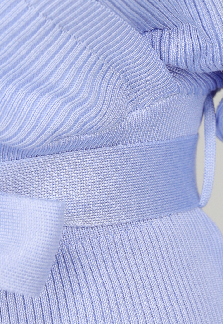Lichtblauwe Ribstof Overslag Jurk met Ceintuur