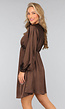 Bruine Satijnen Jurk met V Hals