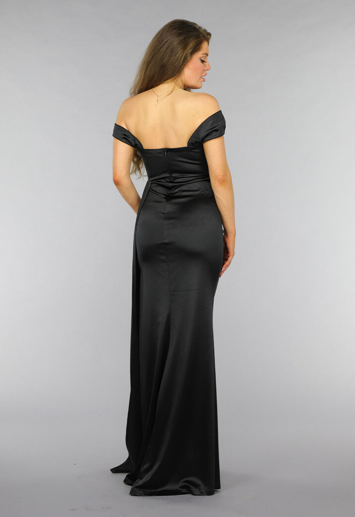 Zwarte Satin Off Shoulder Galajurk met Split