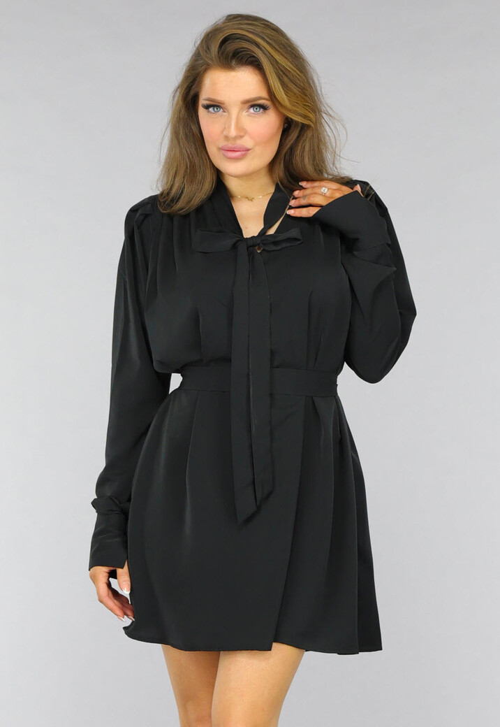 Zwart Longsleeve Jurkje met Strikdetail