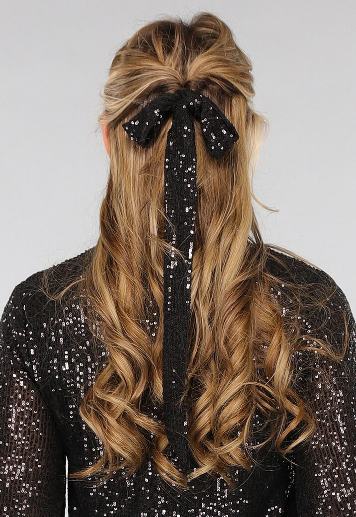 Petite Zwarte Pailletten Jurk met Wijde Mouwen en Tailleband