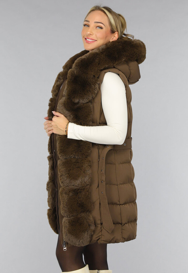 Lange Faux Fur Camel Bodywarmer met Riem