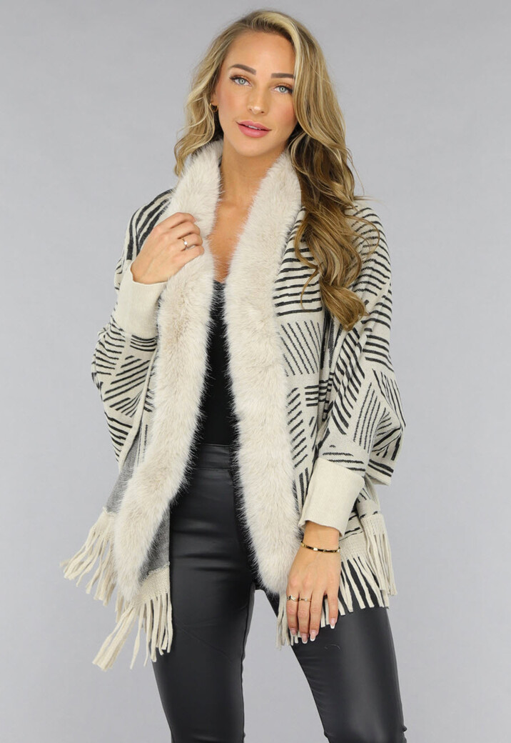 Beige Fluffy Vest met Franjes