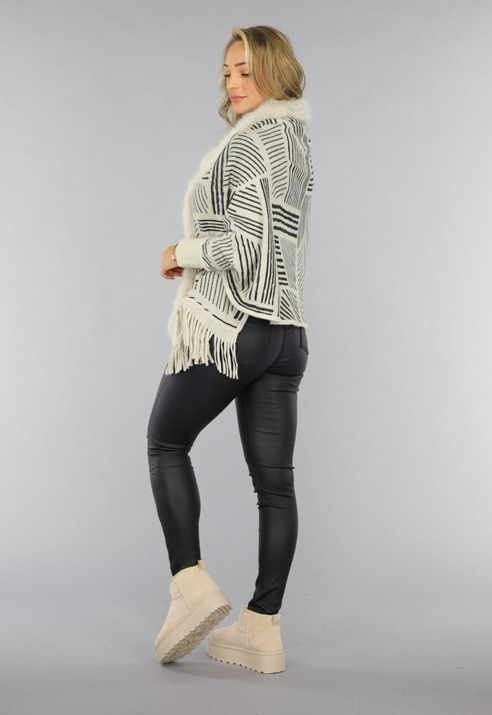 Beige Fluffy Vest met Franjes