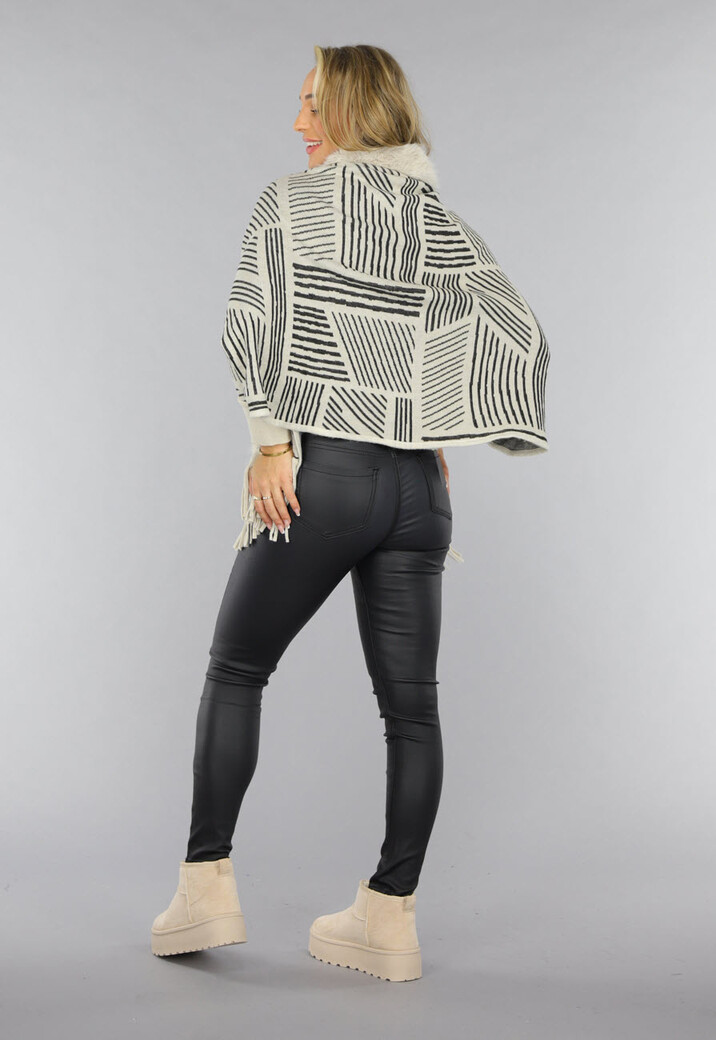 Beige Fluffy Vest met Franjes