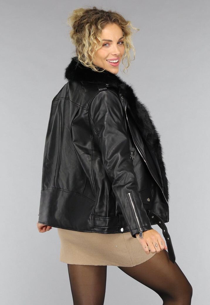 Zwarte Lederlook Jas met Bontkraag