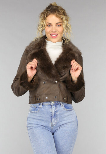 NEW0210 Kort Bruin Jasje met Faux Fur Details