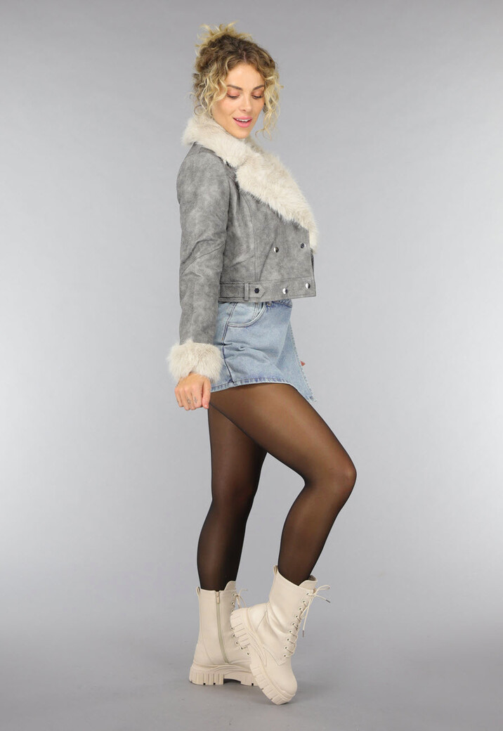 Grijze Korte Jas met Beige Bontkraag