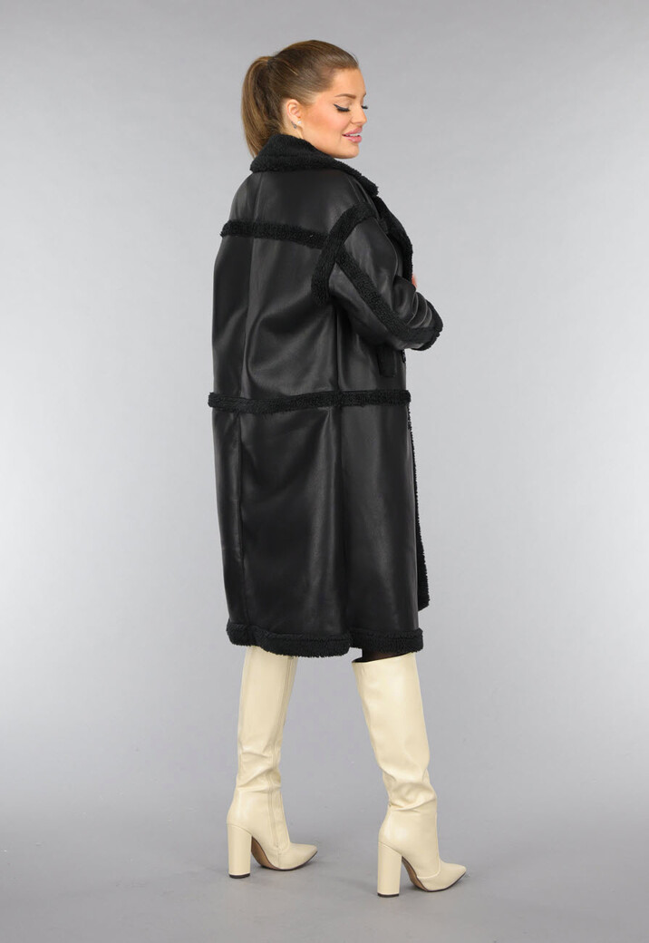 Lange Zwarte Lederlook Teddy Trenchcoat