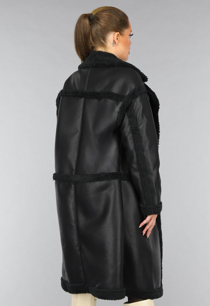 Lange Zwarte Lederlook Teddy Trenchcoat