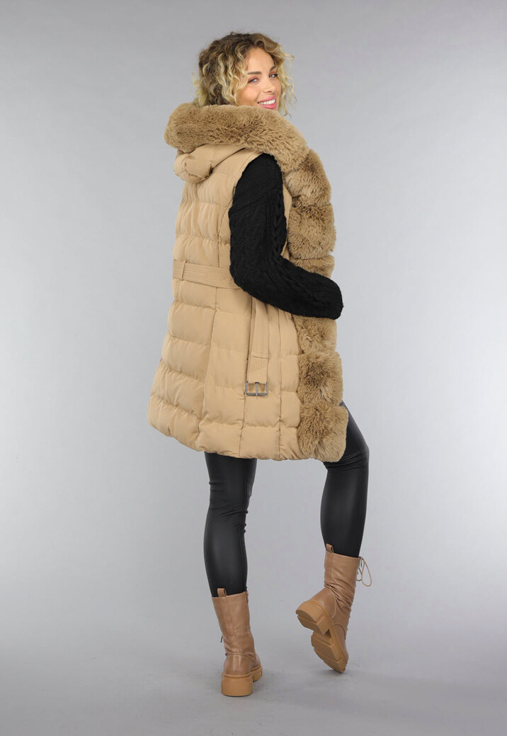 Lange Gewatteerde Camel Bodywarmer met Bont