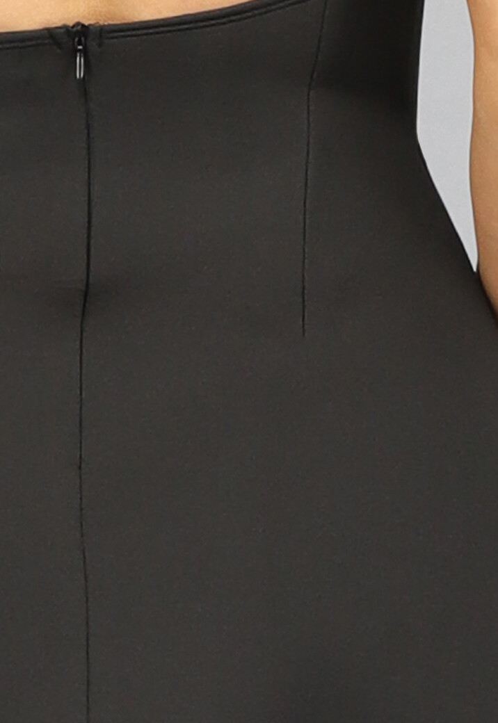 Zwarte Poofy Halter Jurk