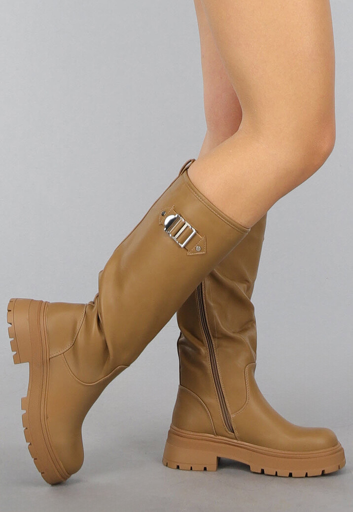 Hoge Camel Laarzen met Zilveren Details