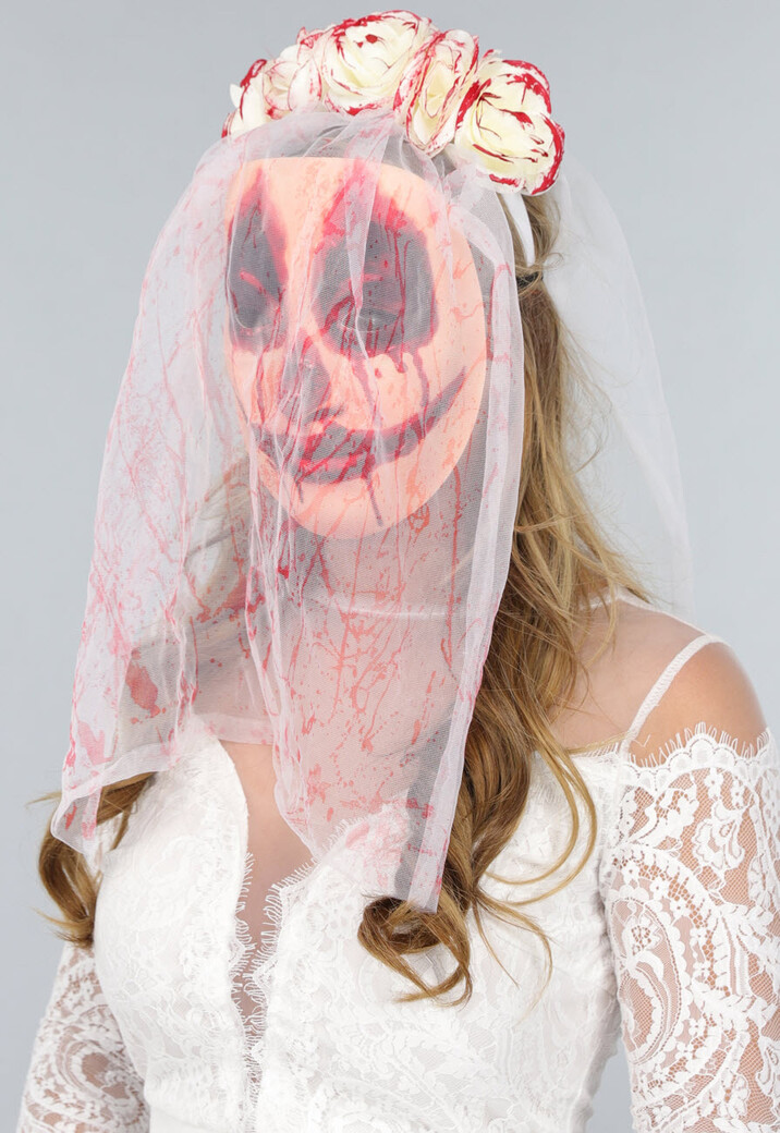 Bebloed Bridal Masker met Purge Look