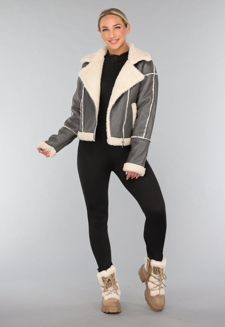 Grijze Lederlook Jas met Teddy Voering