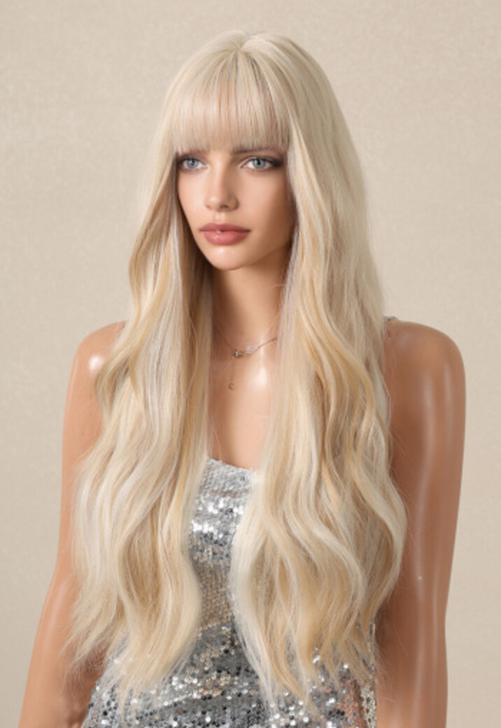 As Blonde Golvende Pruik met Pony