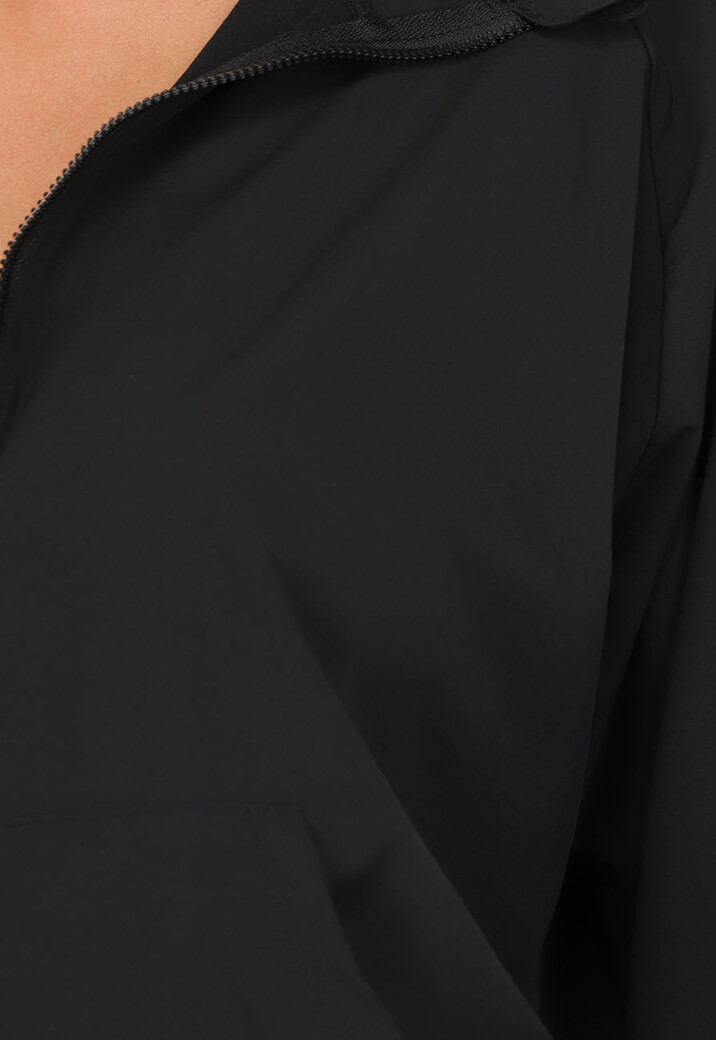 Zwarte Sportset met Windjack