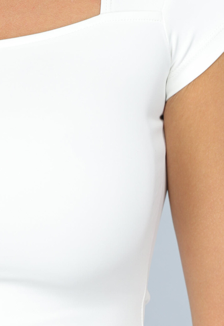 Witte Sporttop met Vierkante Hals