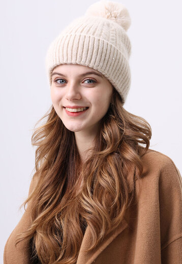 Gebreide Muts met Pompon