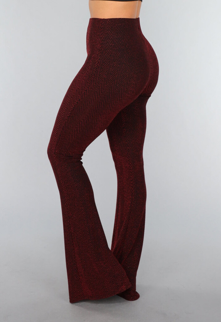 Stretchy Tall Flared Broek met Rode Glitter