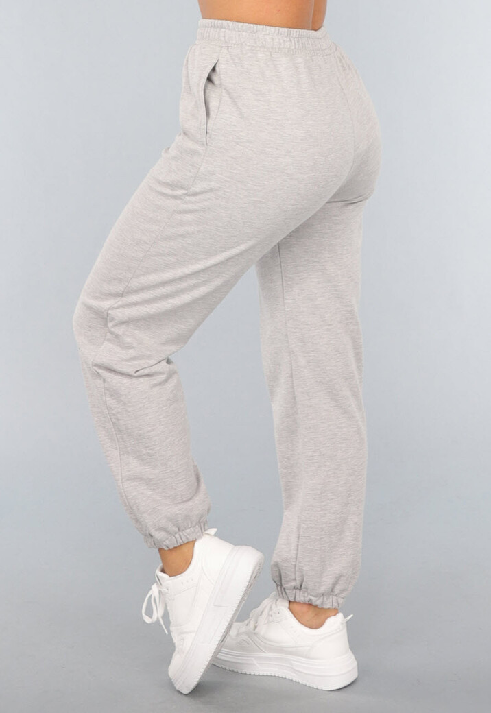 Grijze Jogger met Cutout