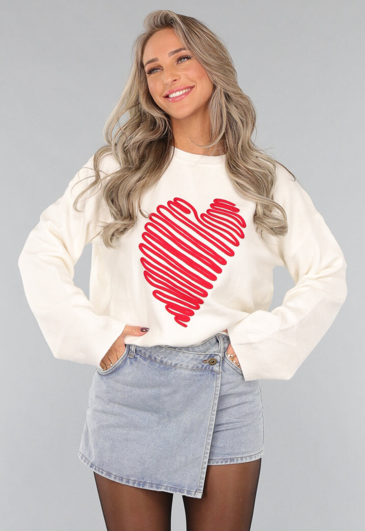 Witte Trui met Rood Hart