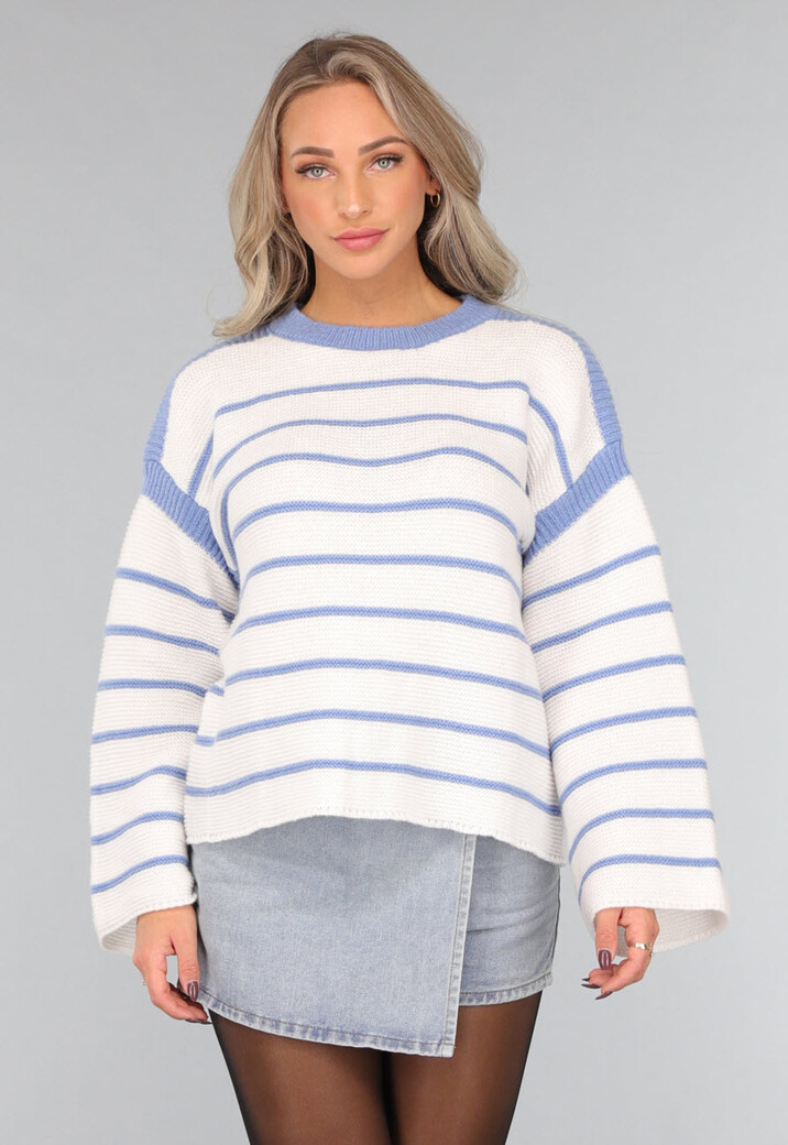 Witte Gebreide Trui met Blauwe Strepen