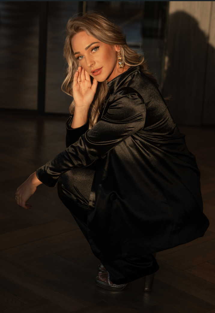 Zwarte Oversized Satin Blazer