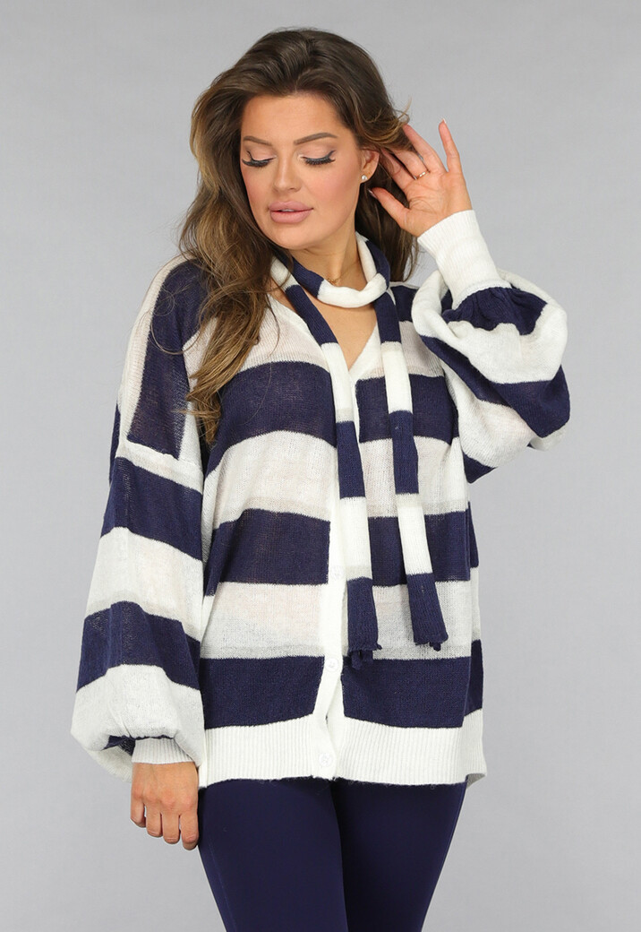 Oversized Gestreepte Trui met Knopen en Sjaaltje
