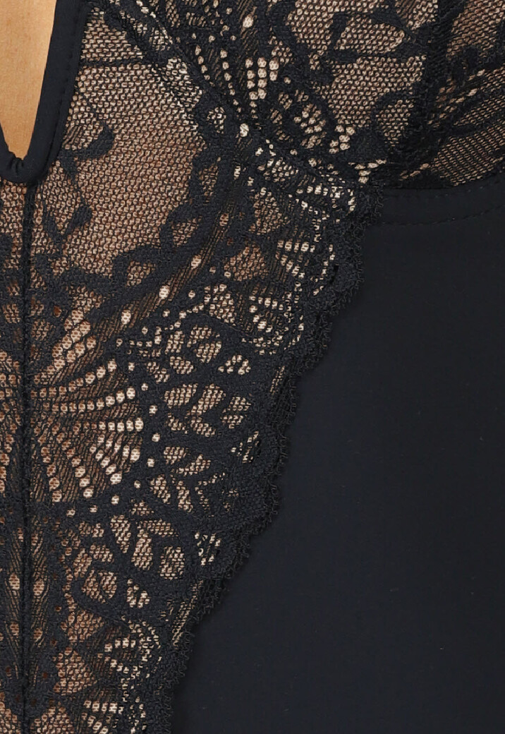 Slimming Body met Lage V Hals en Kanten Details